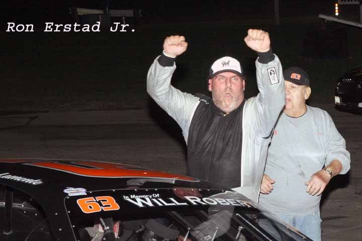 LAMONTE WINS AS CHAMPIONSHIP POINTS TIGHTEN AT SLINGER!