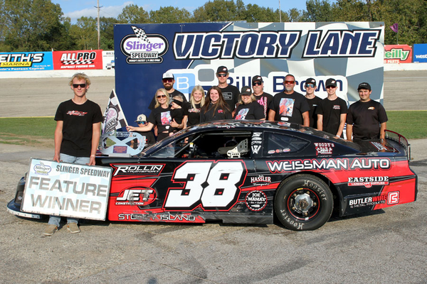 HASSLER WINS LATE MODEL SEASON FINALE WHILE REYNOLDS IS THE CHAMPION AT SLINGER