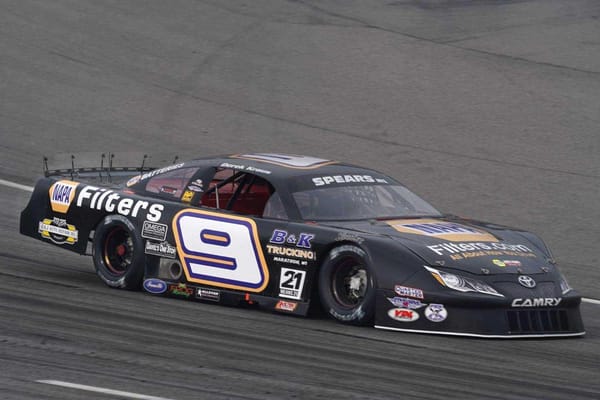 NASCAR K&N East and West Point Leader Kraus, Nationals Bound