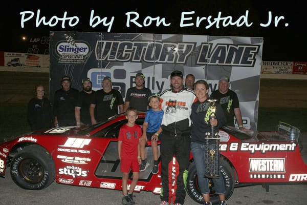 APEL EDGES VAN DER GEEST TO WIN ALAN KULWICKI MEMORIAL AT SLINGER