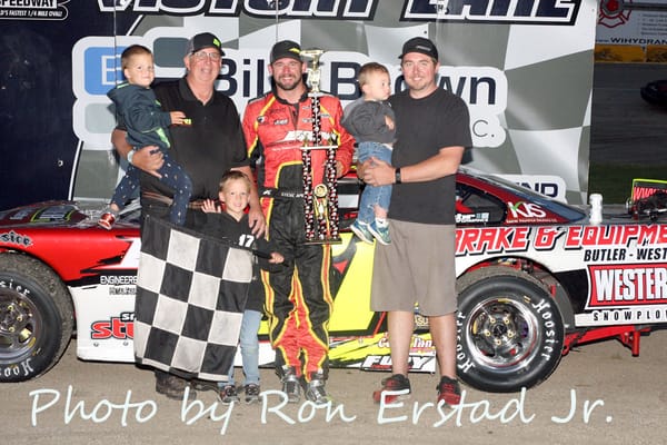 APEL TOPS THE PMF 75 FOR HIS SECOND WIN IN THREE WEEKS AT SLINGER